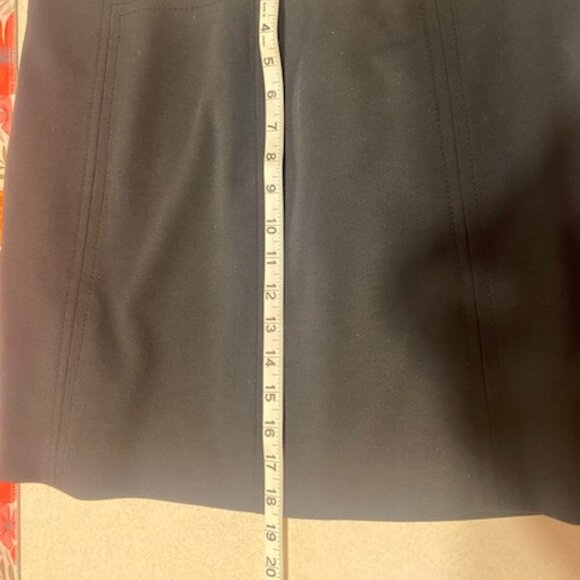 Ann Taylor LOFT Black Stretch Knit Lined Pencil Straight All Season Skirt Size 8 - Picture 7 of 7
